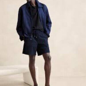 Banana Republic mens French Terry navy pull on shorts size medium